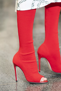 detail-defile-victoria-beckham-automne-hiver-2019-2020-londres-detail-86.thumb.jpg.09b61e09d7a186bed8c4a4202ef33048.jpg