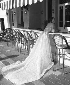 edenaharon_hautecouture_104298668_2613774562210845_6346024016572639141_n.jpg