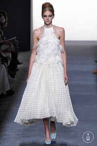 fendi-caw18-0045-cd098a.thumb.jpg.e4975a7bba9d6438ae90c7a27ba5ae14.jpg