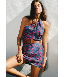 fiore-livia-dress-lifestyle_256.jpg