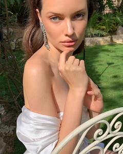 gili_algabi_makeup_57488031_135879574139564_3022830008081716919_n.jpg