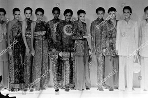 giorgio-armani-spring-1994-ready-to-wear-runway-show-shutterstock-editorial-10453729gl.jpg