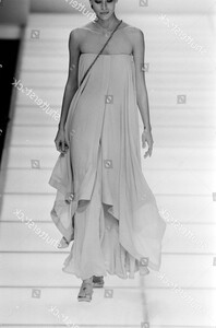 giorgio-armani-spring-1994-ready-to-wear-runway-show-shutterstock-editorial-10453729gx.jpg