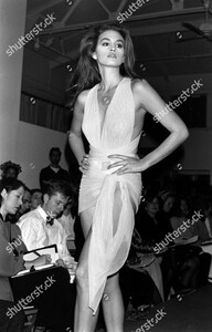 giorgio-santangelo-spring-1990-ready-to-wear-fashion-show-shutterstock-editorial-10434070co.jpg
