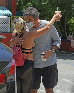 lady-gaga-wearing-strappy-bra-top-grabs-morning-coffee-in-hollywood-05-30-2020-4.jpg