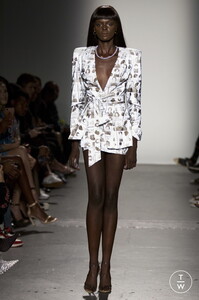 laquan-smith-ss19-0032-ff2954.thumb.jpg.982c433f4fa6b4990fc5900f31298ee9.jpg