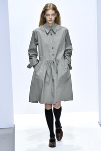 margaret-howell-aw20-0032-cc280a.thumb.jpg.7718691b67d5a577768bee932f71c045.jpg