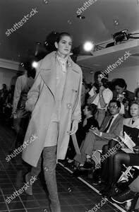 michael-kors-fall-1988-sportswear-collection-fashion-show-new-york-city-shutterstock-editorial-10458286r.jpg
