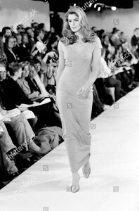 michael-kors-fall-1992-ready-to-wear-fashion-show-new-york-shutterstock-editorial-10453771dk.jpg