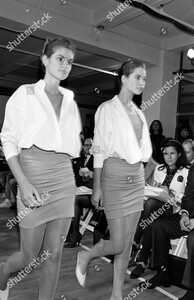 michael-kors-spring-1988-ready-to-wear-fashion-show-new-york-city-shutterstock-editorial-10458296ai.jpg