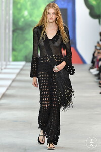 michael-kors-ss19-0063-2ed9c1.thumb.jpg.3fe97d789ae60513a5242c6c901d8ed6.jpg