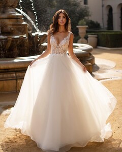 moonlightbridal_91868551_691771024715671_2206374767017796227_n.jpg