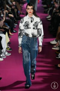 msgm-aw20-0012-88e1a5.thumb.jpg.33820bd9997518e1a7b7b76bc9f60af2.jpg