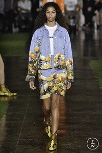 msgm-ss19-0029-40a296.thumb.jpg.aa23e63aca8174f6c2e3f0a90df28555.jpg