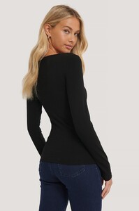 nakd_asymmetric_neckline_jersey_top_1100-002906-0002_02b_r.jpg