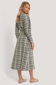 nakd_balloon_sleeve_wrap_front_check_midi_dress_1018-004449-0017_02d_r.jpg