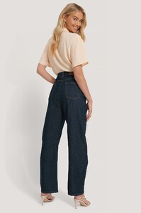 nakd_high_waist_oversized_jeans_1018-004367-0038_04d_r.jpg