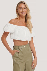 nakd_off_shoulder_puff_top_1018-005419-0001_01j_r.jpg