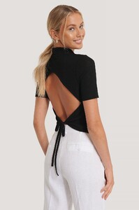 nakd_open_back_crepe_top_1018-005746-0002_01b_r.jpg