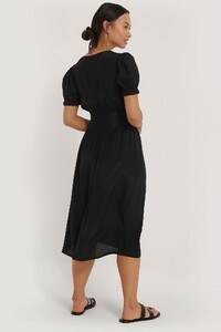 nakd_pleated_waist_viscose_dress_1014-000890-0002_02d.jpg