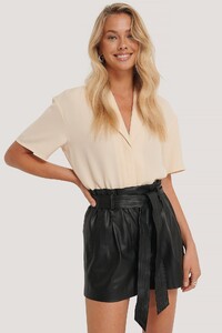 nakd_pu_belted_shorts-1018-005235-0002_02j_r.jpg