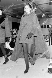 perry-ellis-fall-1987-ready-to-wear-fashion-show-shutterstock-editorial-10449705e.jpg