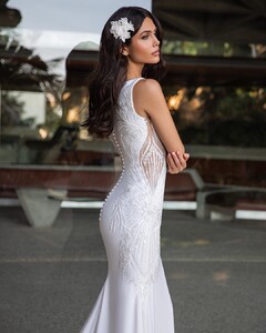 pronovias_103129282_151568289852058_7845439762830805205_n.jpg