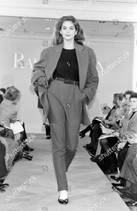 ralph-lauren-fall-1988-ready-to-wear-fashion-show-shutterstock-editorial-10458341ag.jpg