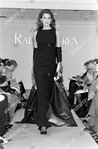 ralph-lauren-fall-1988-ready-to-wear-fashion-show-shutterstock-editorial-10458341f.jpg