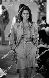 ralph-lauren-spring-1990-ready-to-wear-fashion-show-new-york-shutterstock-editorial-10434161cx.jpg
