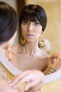 roselyn-sanchez_220.jpg