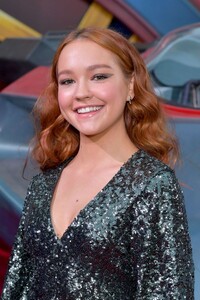 sadie-stanley-captain-marvel-premiere-in-hollywood-8.jpg