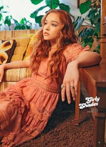 sadie-stanley-in-seventeen-magazine-mexico-june-2019-3.jpg