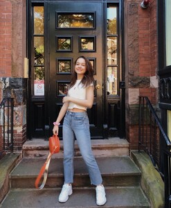 sadie-stanley-social-media-10-04-2019-5.jpg