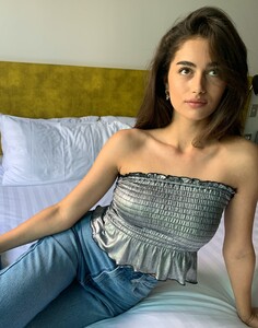 sian-shirred-frill-top-silver-front-bv45548pln_1589172345.thumb.jpg.44391b4c2119020db57293d44b97004e.jpg