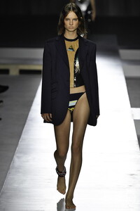 sportmax-ss19-0005-a1dcc6.thumb.jpg.6d45826951e9438658c8c54fa361497a.jpg