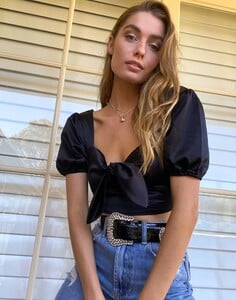 talia-tie-front-barmaid-black-detail-bs45316sat_1588891848.thumb.jpg.f8eeea9888919aad2e405c20a30d5387.jpg