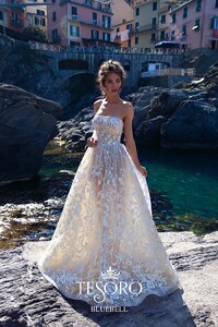 tesoro-2018-wedding-gown-bridal-collection-020.jpg
