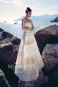 tesoro-2018-wedding-gown-bridal-collection-041.jpg