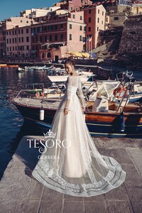 tesoro-2018-wedding-gown-bridal-collection-050.jpg