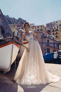 tesoro-2018-wedding-gown-bridal-collection-071.jpg