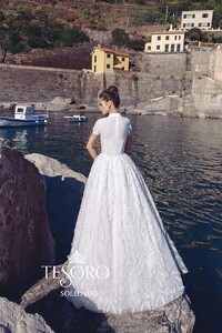 tesoro-2018-wedding-gown-bridal-collection-121.jpg