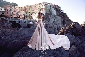 tesoro-2018-wedding-gown-bridal-collection-129.jpg