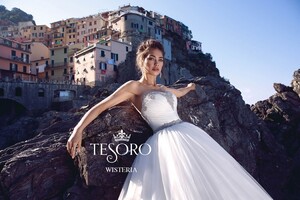 tesoro-2018-wedding-gown-bridal-collection-138.jpg