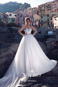 tesoro-2018-wedding-gown-bridal-collection-140.jpg