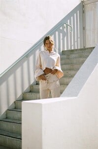 tops-oriana-lounge-top---cream-5_720x.jpg