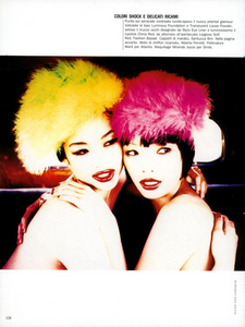 von_Unwerth_Vogue_Italia_December_1994_09.thumb.png.472b6040ede4c2e94a34968a3b7a633f.png