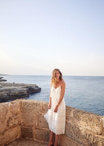 white-lace-sundress-sezane-paris.jpg