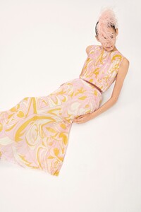 00001-Emilio-Pucci-Resort-2021.thumb.jpg.587b3f591656b3a06030279ea25031d9.jpg