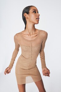 00001-Herve-Leger-RESORT-21.thumb.jpg.0e71a88485cd24148939ed17c66c0923.jpg